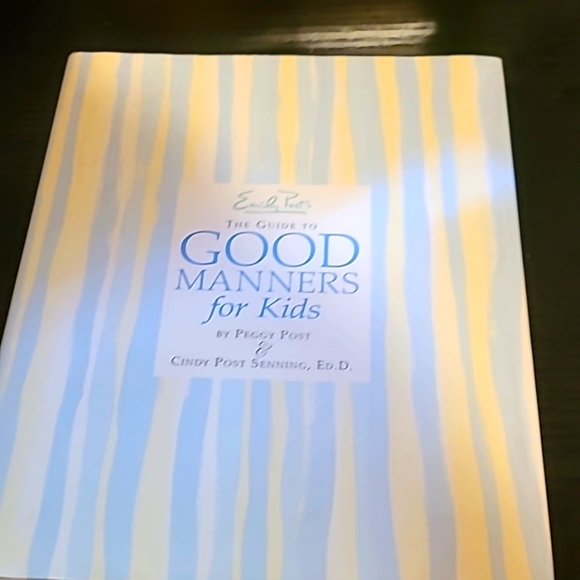 Emily Post's The Guide to Good Manners for Kids - Picture 1 of 4